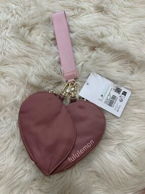 lululemon athletica dual heart wristlet
